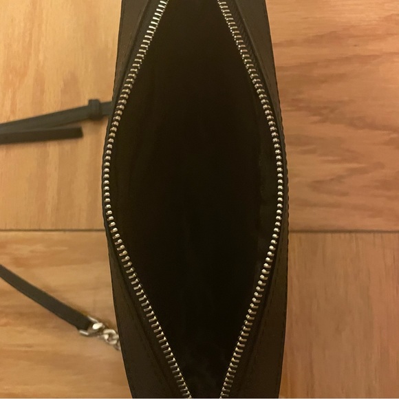 Michael Kors Black Everyday Purse - Picture 4 of 5